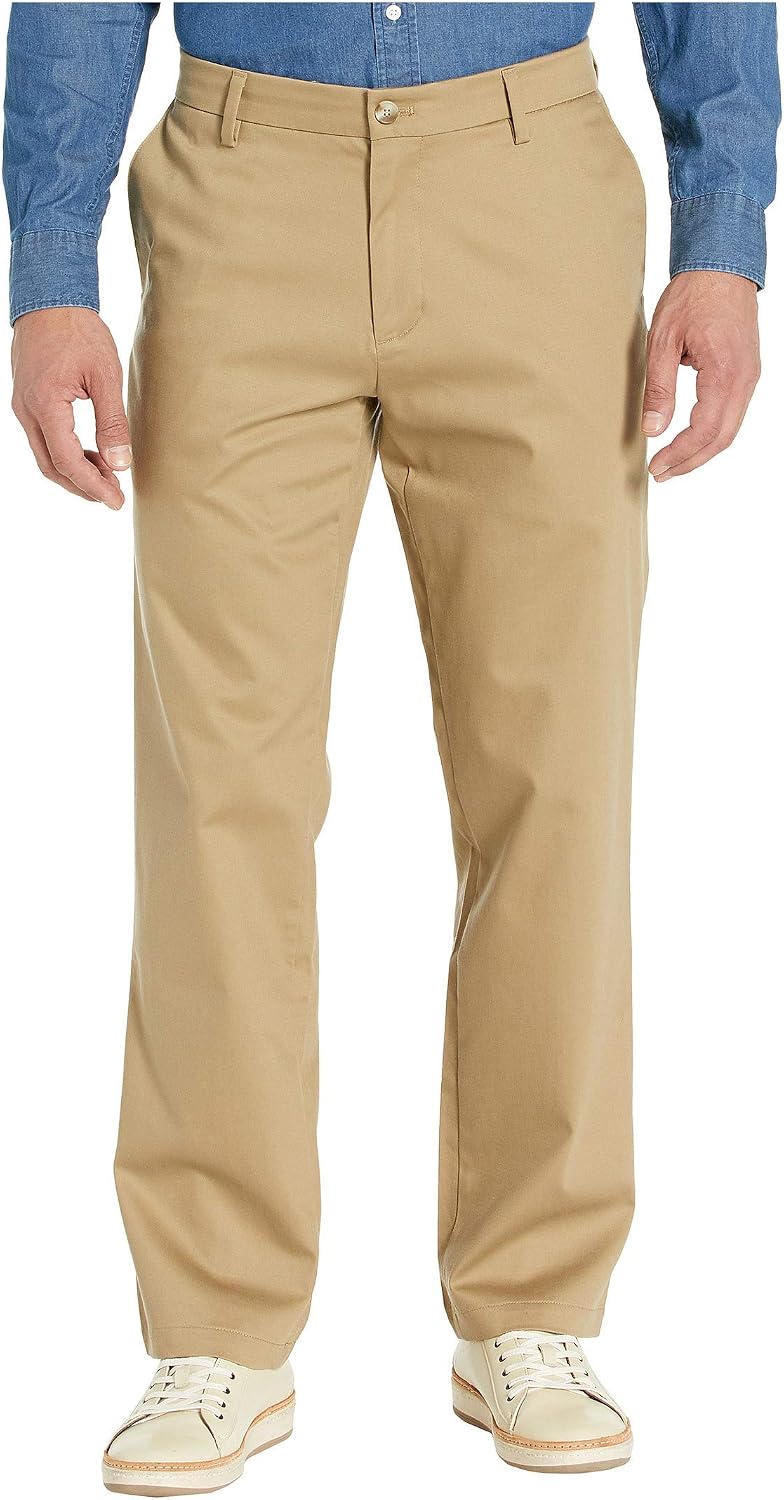 Men's straight fit khaki pants, stretch cotton.
